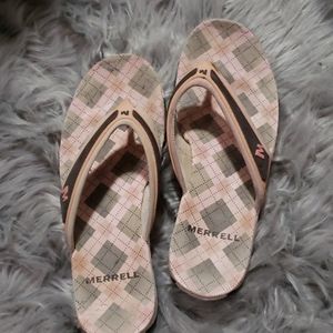 Merrell women's flip flops